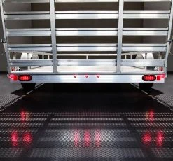 3/4" Round Mini LED Amber Side Marker & Clearance Light with Grommet - Dual Function for Trucks & Trailers -Nebo Sales Store 271kr on trailer