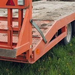 LumenX 4" Round Amber LED Trailer Turn Signal Light - Weatherproof, 7 LEDs for Front & Rear Use -Nebo Sales Store 826a 7 app tracker trailer turn signal