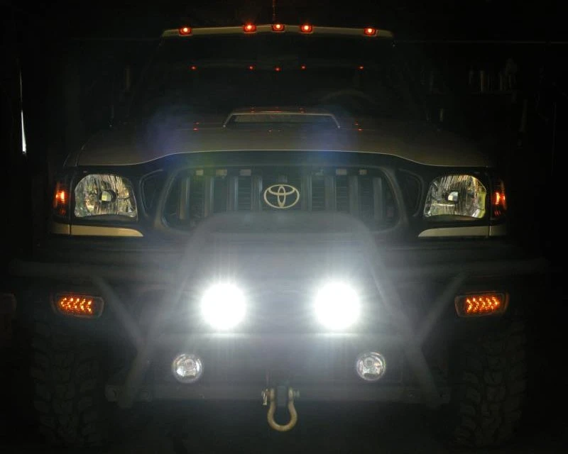 Amber LED Trailer Turn Signal Light - Sequential Arrow Design - 35 LEDs - 12V/24V Compatible - Oval Shape 9 Amber LED Trailer Turn Signal Light - Sequential Arrow Design - 35 LEDs - 12V/24V Compatible - Oval Shape - Image 9