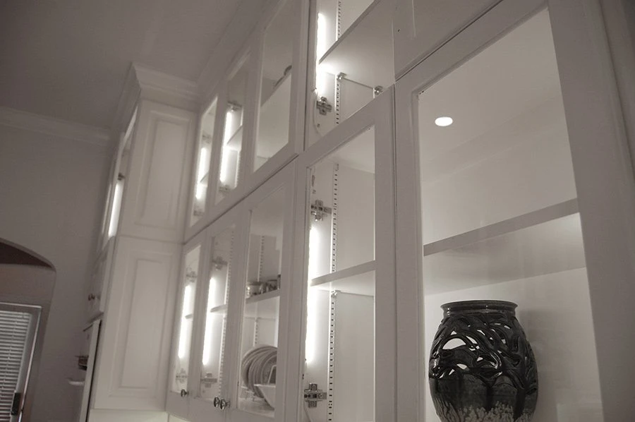 44 Inch Linear LED Light Bar Fixture - 360 Lumens, Green - Under Cabinet Lighting for Residential Use 15 44 Inch Linear LED Light Bar Fixture - 360 Lumens, Green - Under Cabinet Lighting for Residential Use - Image 15