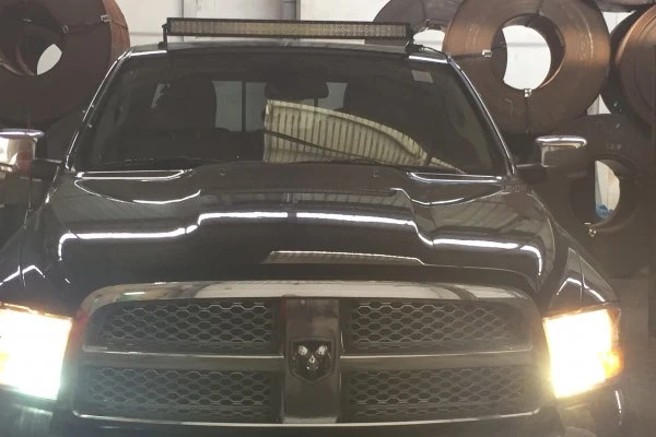 40" Curved Off-Road LED Light Bar - 240W, 19,200 Lumens, Double Row - Heavy-Duty Vehicle Lighting 13 40" Curved Off-Road LED Light Bar - 240W, 19,200 Lumens, Double Row - Heavy-Duty Vehicle Lighting - Image 13