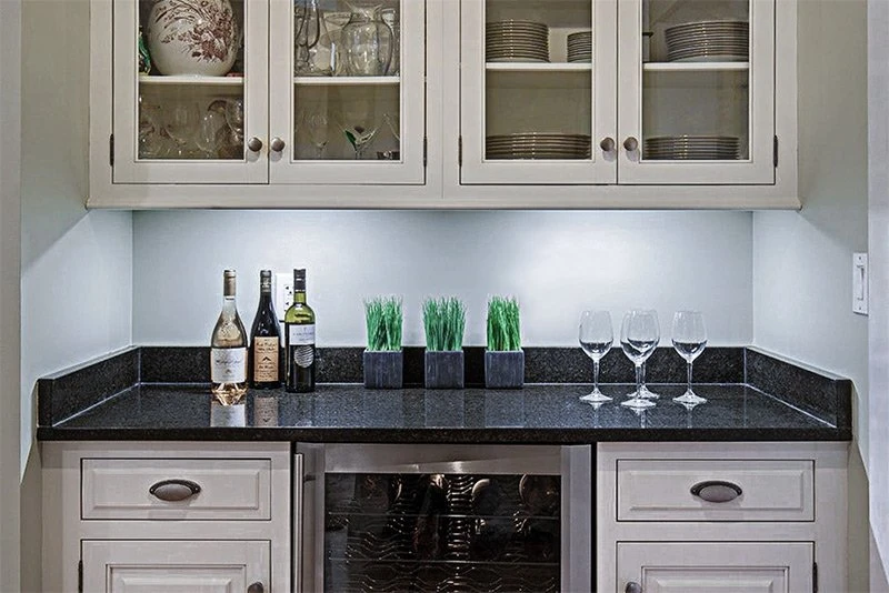 18" LED Light Bar for Under Cabinet Lighting - 135 Lm/ft, 12V, 3000K Warm White, Barrel Connector 6 18" LED Light Bar for Under Cabinet Lighting - 135 Lm/ft, 12V, 3000K Warm White, Barrel Connector - Image 6