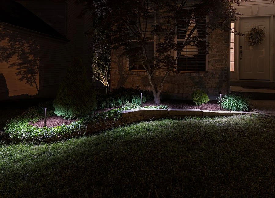 6 LED Spotlights & 4 Cone Shade Path Lights Kit with Stainless Steel Transformer - Natural White Landscape Lighting 8 6 LED Spotlights & 4 Cone Shade Path Lights Kit with Stainless Steel Transformer - Natural White Landscape Lighting - Image 8