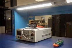 24" Under Cabinet LED Lighting Fixture - Adjustable Color Temperature (4000K/3000K/2700K) - 825 Lumens - Easy Installation -Nebo Sales Store uc 37td3c24 work bench close up cct